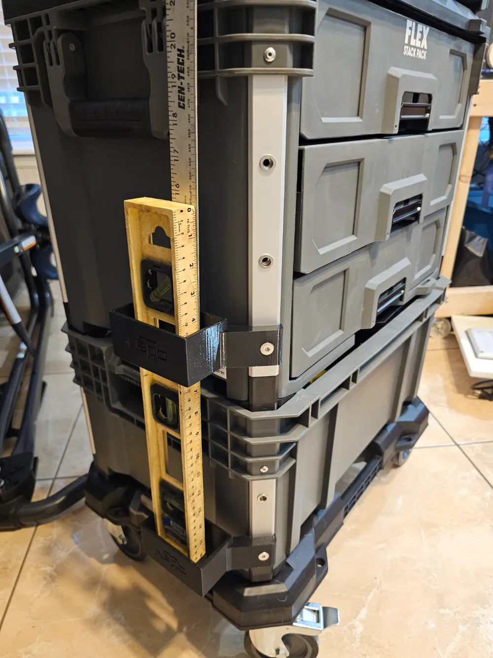 Flex Stack Pack Level Holder