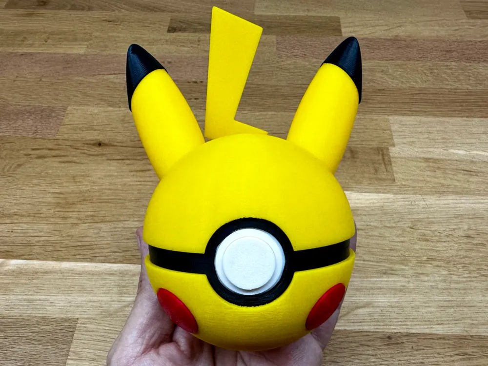 Pikachu Pokeball